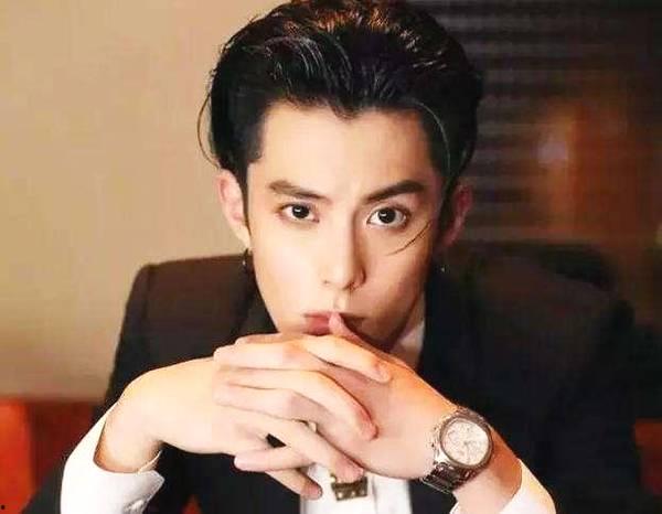 王鹤棣娱乐吃大瓜了,揭秘明星幕后大瓜